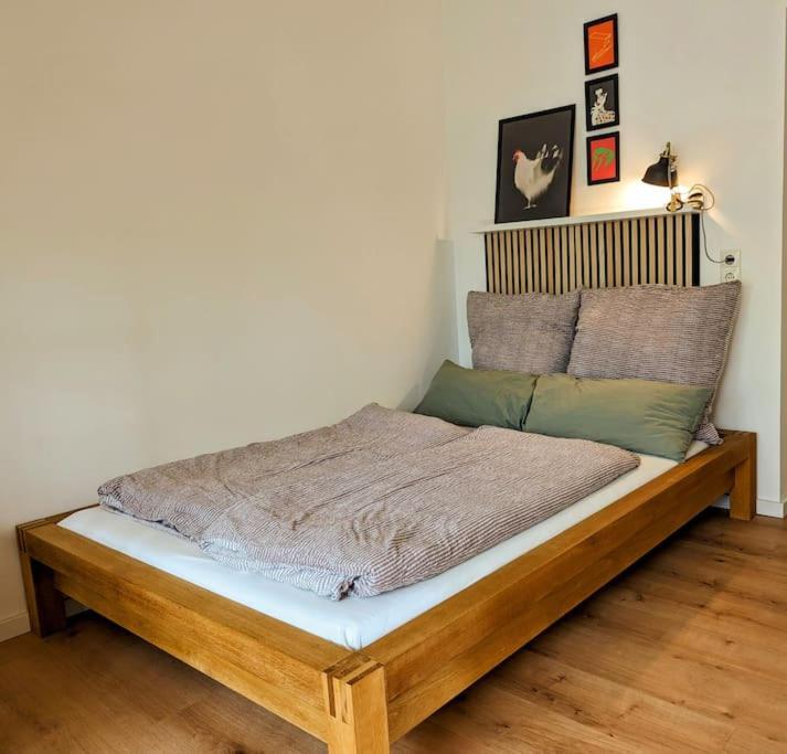Apartment Mit Balkon In Hannover-Ahlem Exteriör bild