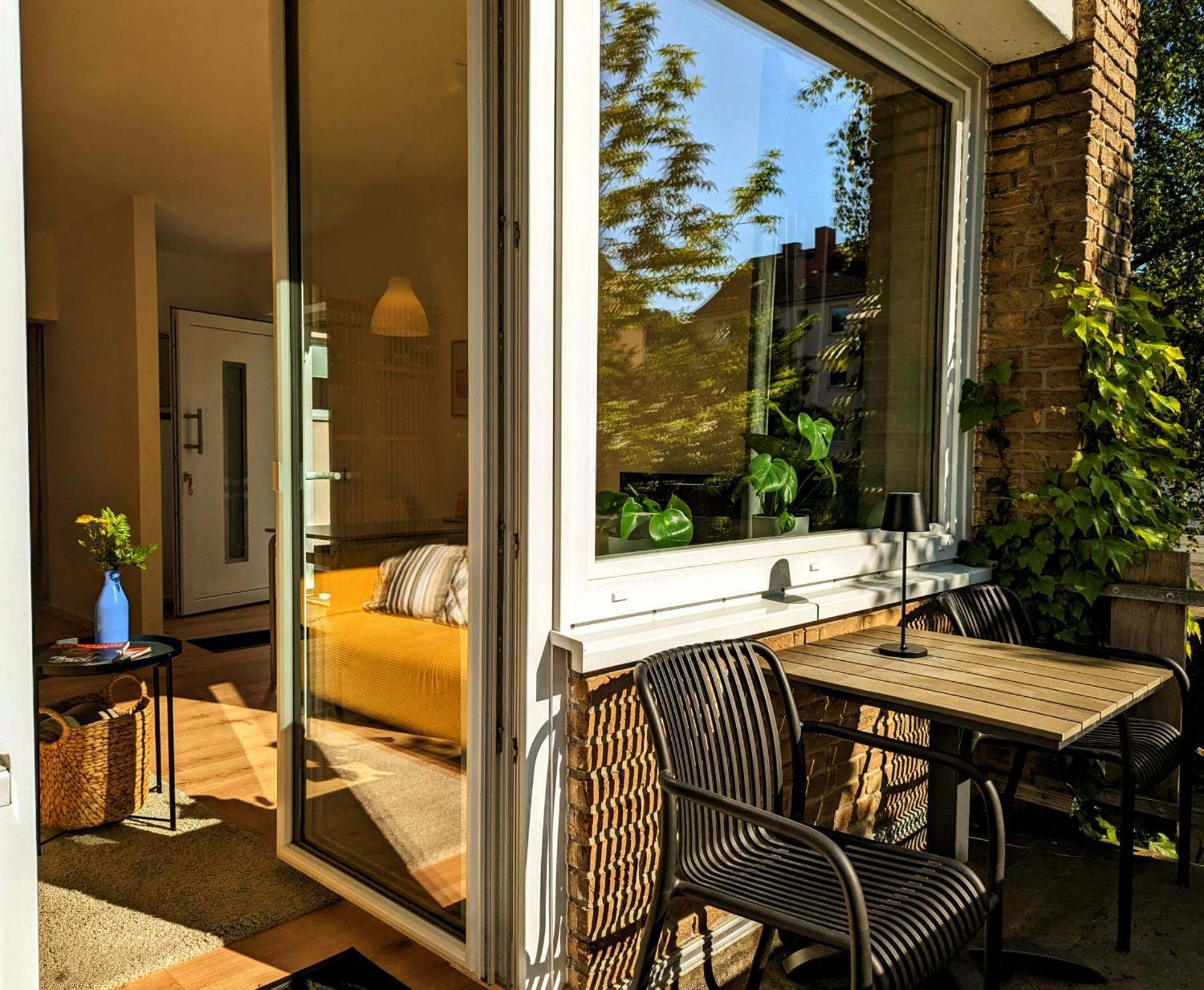 Apartment Mit Balkon In Hannover-Ahlem Exteriör bild