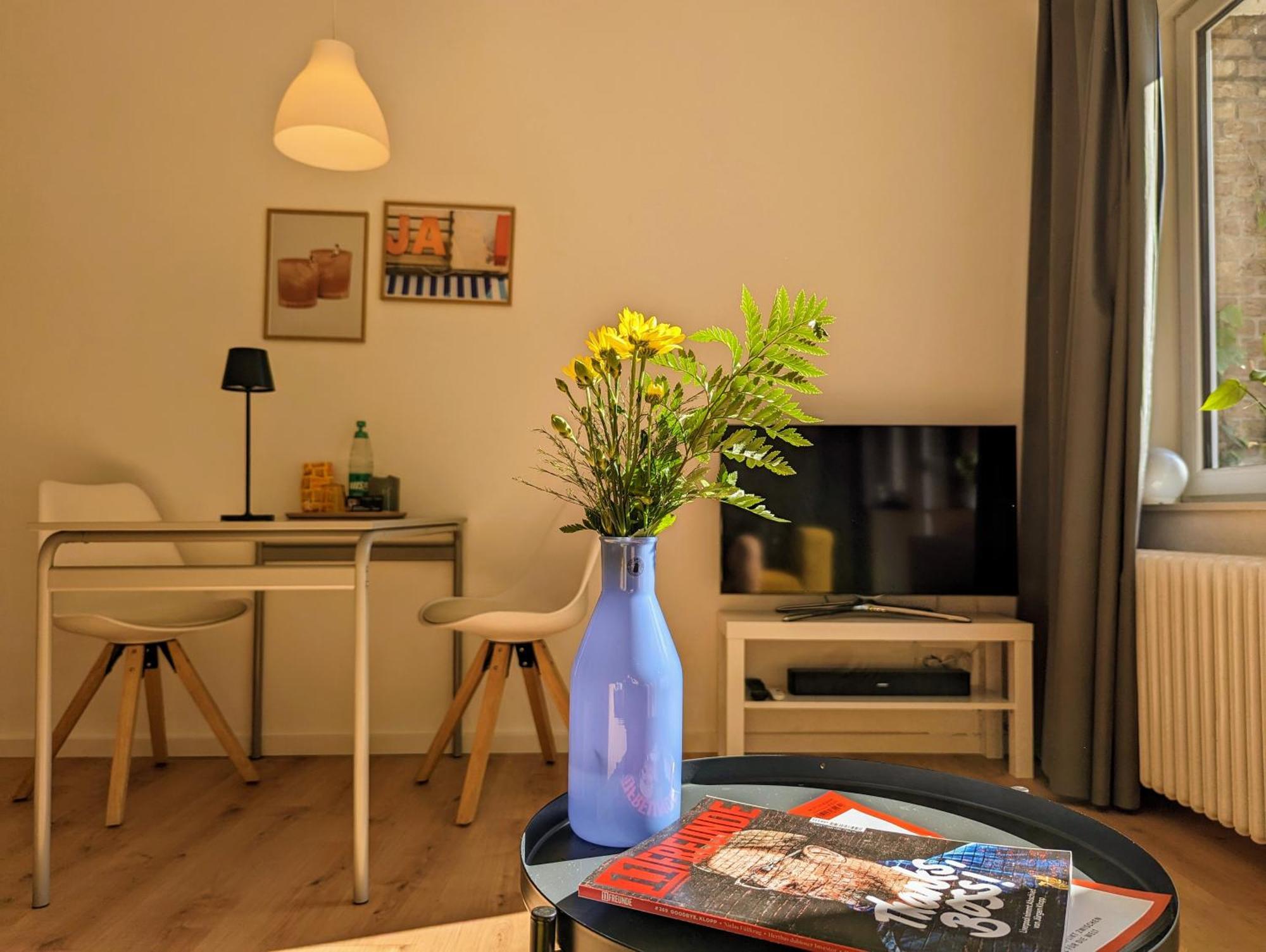 Apartment Mit Balkon In Hannover-Ahlem Exteriör bild